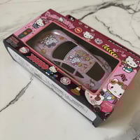 Hello kitty car