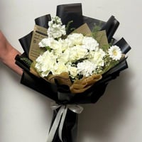 باقة وايت روز