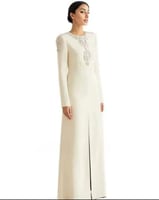 فستان سهرة مطرز بالكريستال