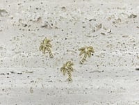 شجرة نخل ذهبي