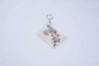 ميدالية قماشية | تصميم الخزامى