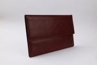 حقيبة ايباد | الرمال | اللون العنابي