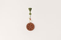 فواحة سيارة | زهرة اللوتس| اللون الأخضر