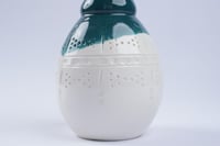 فازة خزفية | أزرق و أبيض