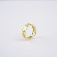 خاتم مشراق ذهبي