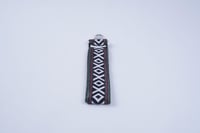 سلسلة مفاتيح | نقوش السدو