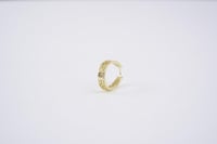 حلق مشراق ذهبي