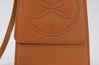 حقيبة جوال الرمال اللون الأصفر