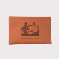 عسير حافظة لابتوب جلد - بني