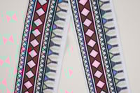 وشاح حرير | نقوش القط العسيري