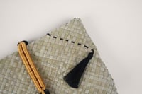 حقيبة العقال | ذهبي