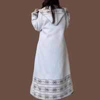 بشت شتوي نسائي مطرز بالسدو التراثي الفاخر | متجر ت...