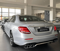 دفيوزر مرسيدس Mercedes-Benz E53 سيدان ( مخارج سلفر...