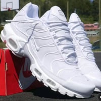 TN AIR MAX white