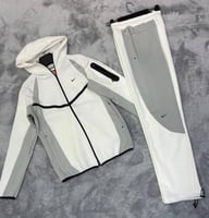 Tech Fleece Pro Windrunner