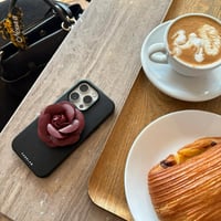 BURGANDY FLOWER MAGSAFE