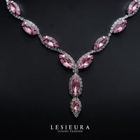 طقم اكسسوار ألوريا الوردي المميز