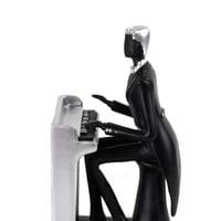 مجسم موسيقي بيانو باللون الاسود