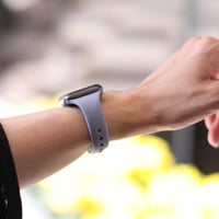 سوار ساعة ابل سيلكون لافندر مقاس 38/40 من نيتزي