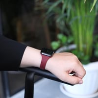 سوار ساعة ابل سيلكون عنابي مقاس 38/40 من نيتزي