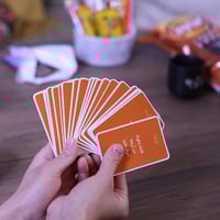 لعبة ورقية جماعية - سؤال وشرط