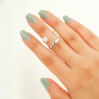 خاتم ذهب ابيض سوليتير ( عيار 18 )