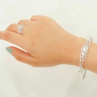 اسوارة وخاتم ذهب ابيض مربعة (عيار 18)