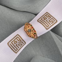 خاتم ذهب منقوش ملون ( عيار 21 )