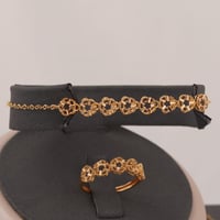 طقم ذهب الورود ثلاث أدوار ( عيار 21 )