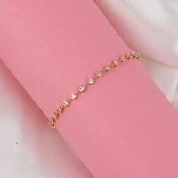 اسورة ذهب فصوص المربعات ( عيار 18 )