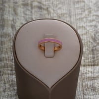 دبلة ذهب باللون الوردي ( عيار 21 )