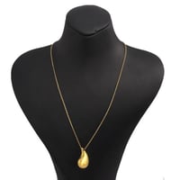 عقد ذهب دمعة براقة ماركة ( عيار 18 )