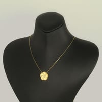 عقد ذهب الزهرة ( عيار 18 )