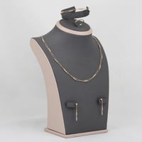 طقم ذهب كور ذهبية خالصة ( عيار 18 )