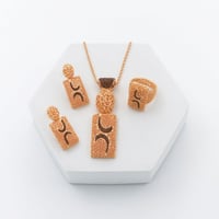 طقم ذهب فاخر الأسطورة (عيار 21)