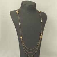 عقد ذهب الأحجار ( عيار 18 )