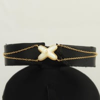 طقم ذهب مطعم بالمينا ( عيار 18)