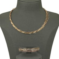 طقم خيوط الذهب المموجة ملونة ( عيار 18 )