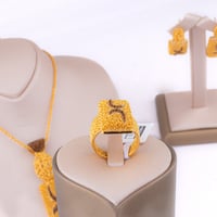 طقم ذهب فاخر الأسطورة (عيار 21)