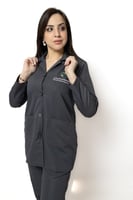 زي كلية التقنية نسائي