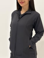 جاكت نسائي مع سكراب لون رصاصي