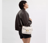 حقيبة كوتش كبير Tabby Shoulder Bag