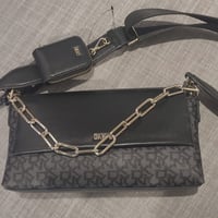 حقيبة دكني - DKNY