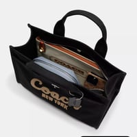 حقيبة كوتش حجم كبير