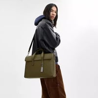 شنطه لابتوب كوتش