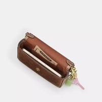 شنطه كوتش نيوكولكشن