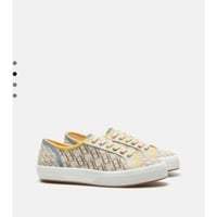 شوز كارولينا هريرا Ch