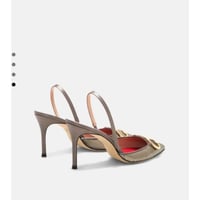 صندل كارولينا هريرا Ch