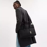 شنطه لابتوب كوتش