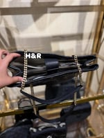 شنطة توري بورش